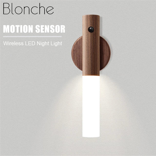 Motion Sensor Night Light, Body Sensor 3D Wall Sconce, Motion Sensor Light Indoor Adjustable 3 Lighting Brightness Modes Removable Rechargeable Wooden Wall Light ForBedside Bedroom