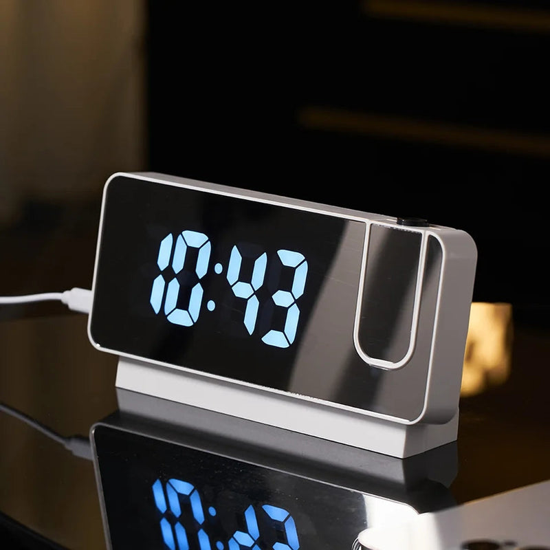 PROJECTION ALARM CLOCK